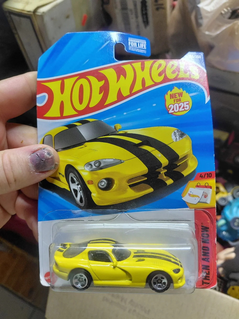 2025 Hot Wheels '96 Dodge Viper GTS (176/250) in yellow